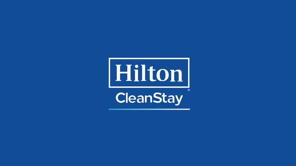 Hampton Inn West Колумбус Экстерьер фото