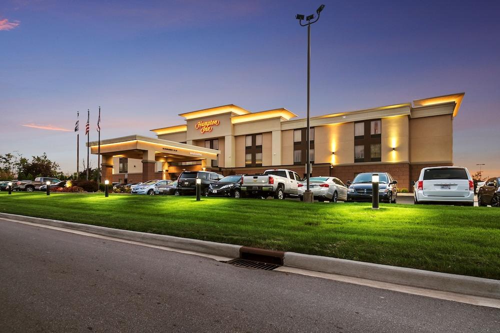 Hampton Inn West Колумбус Экстерьер фото